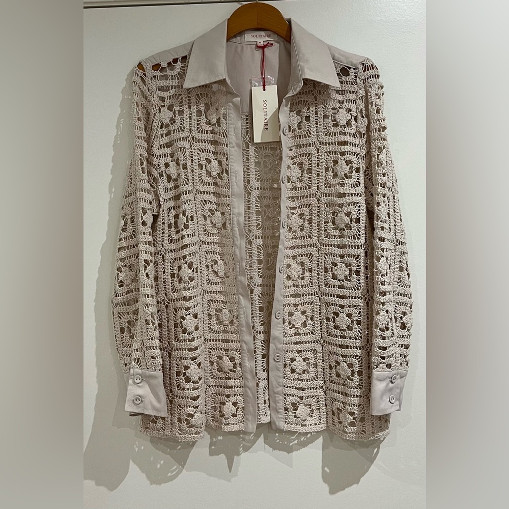 Solitaire Crochet Button Down Shacket Women's Size Medium. Cream NWT